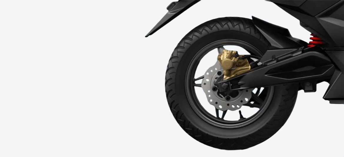 Simple One S rear tyre and brake setup