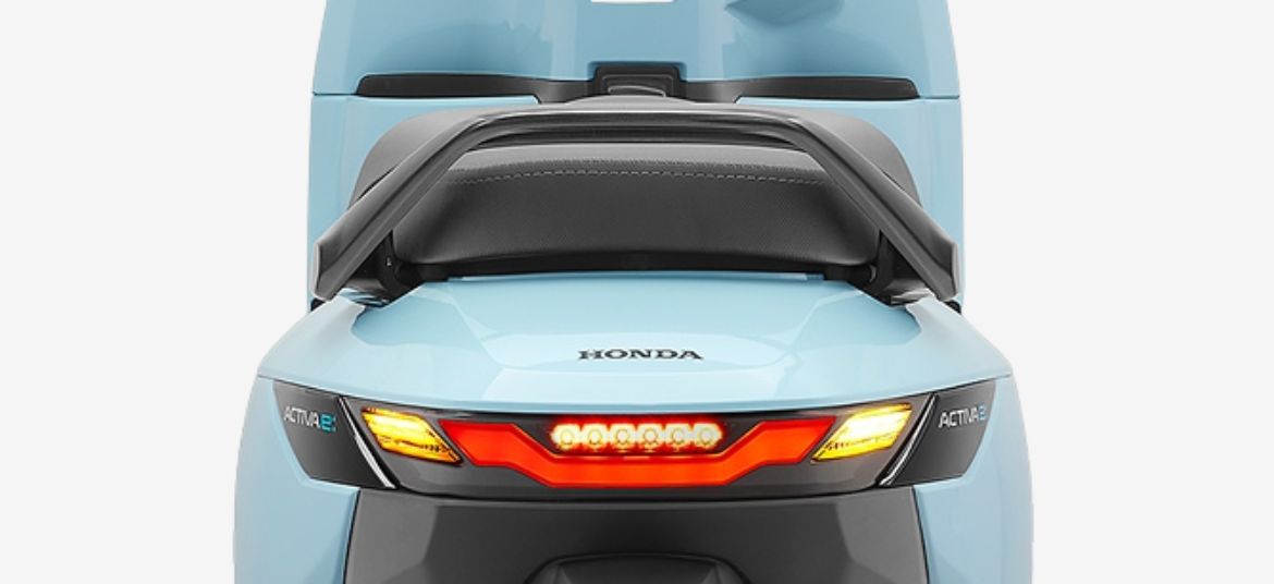 Honda Activa e RoadSync Duo LED tail lamp with smart rear design and grab rail