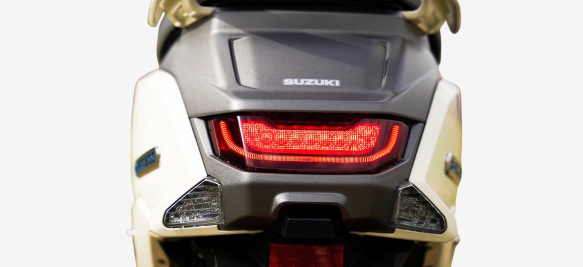Suzuki e Access LED tail lamp design