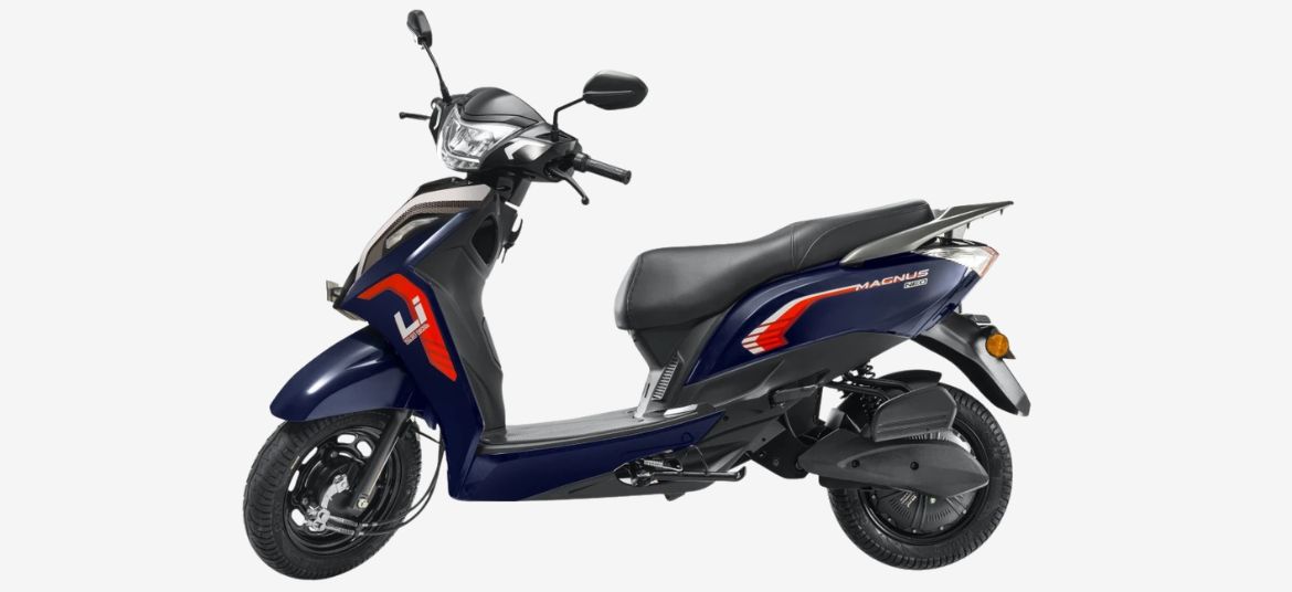 Ampere Magnus Neo front side view electric scooter India sleek body design and styling