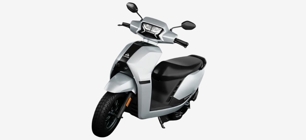 Ampere Nexus ST Lunar White colour electric scooter front left view – ampere nexus st colours and design