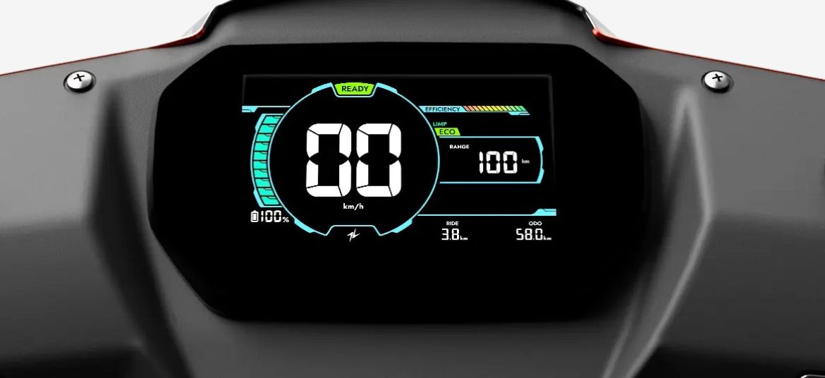 Lectrix NDuro 2.0 digital instrument cluster showing speed, battery level and riding information